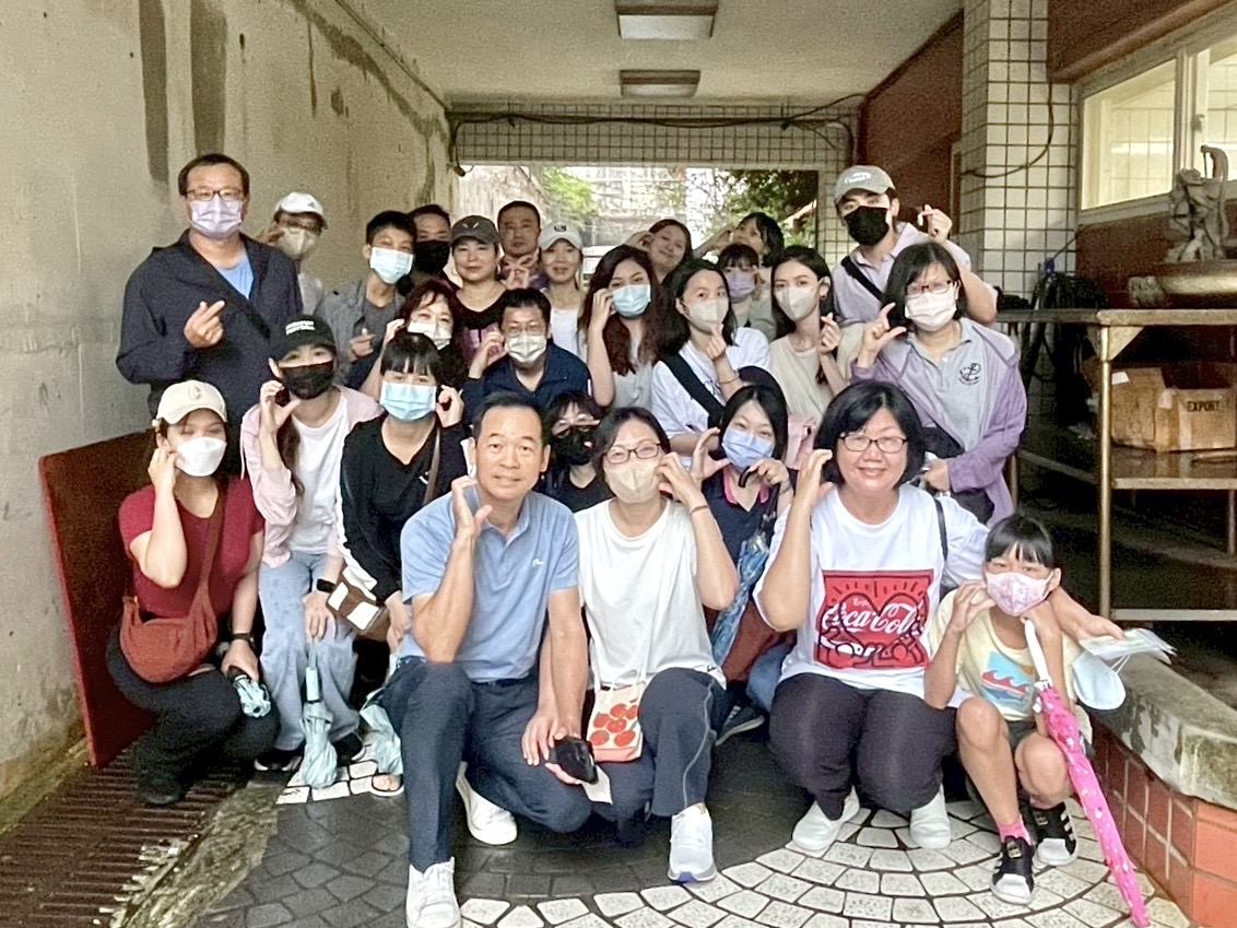 愛維養護中心園遊會服務